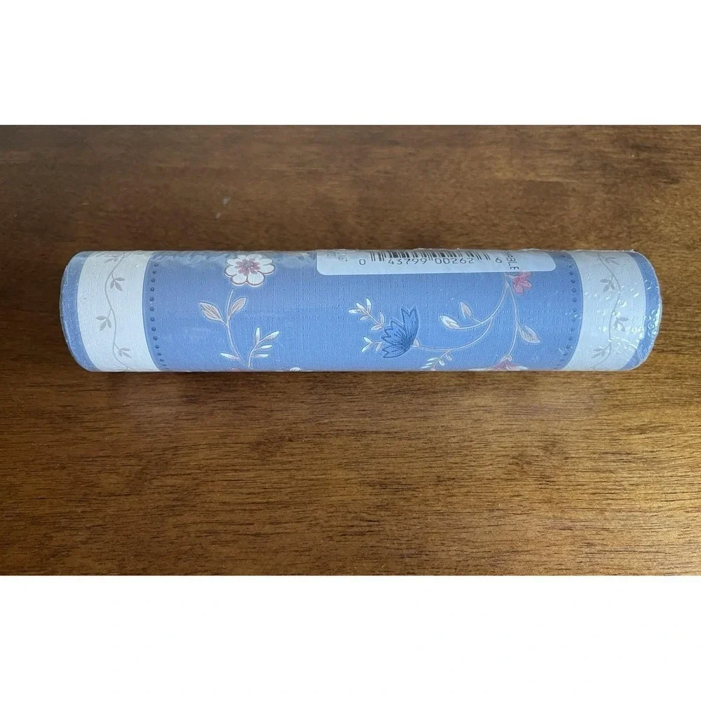 VTG Wallpaper Border Floral Cottage Core Blue White Sunworthy 1 Roll 15 Feet
